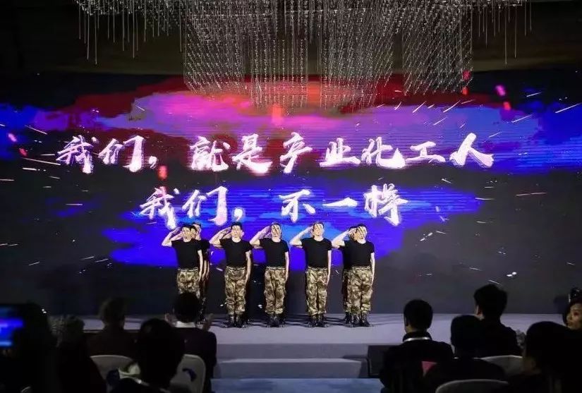 互联网家装突围2万亿存量市场,家装市场产业互联网突围