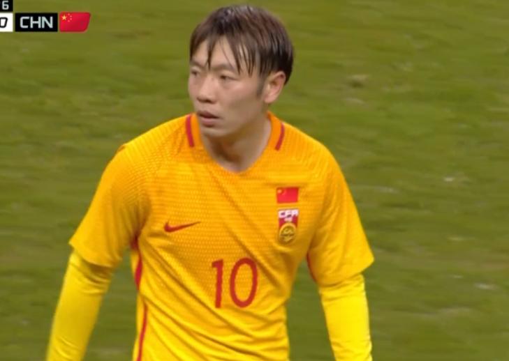 中国队0:1不敌卡塔尔,中国队0比2负于日本队