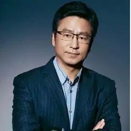 白岩松早期采访视频,白岩松25岁生活视频