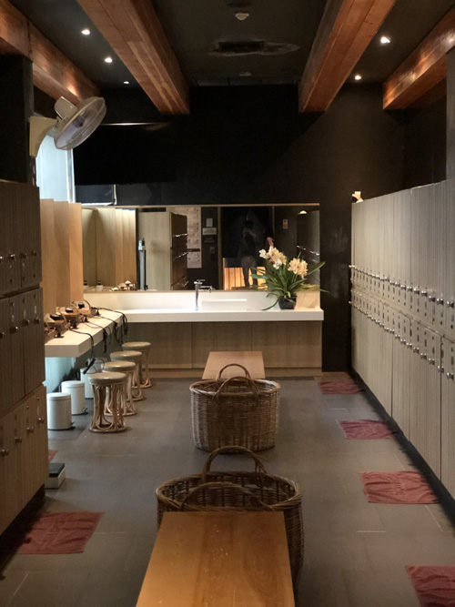 去泰国旅游需要做好哪些攻略,去泰国旅游一定要去这几个地方