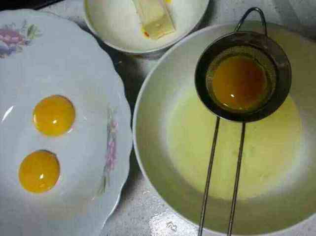 胆囊炎吃鸡蛋白好还是蛋黄好,胆囊炎少吃蛋黄还是蛋白