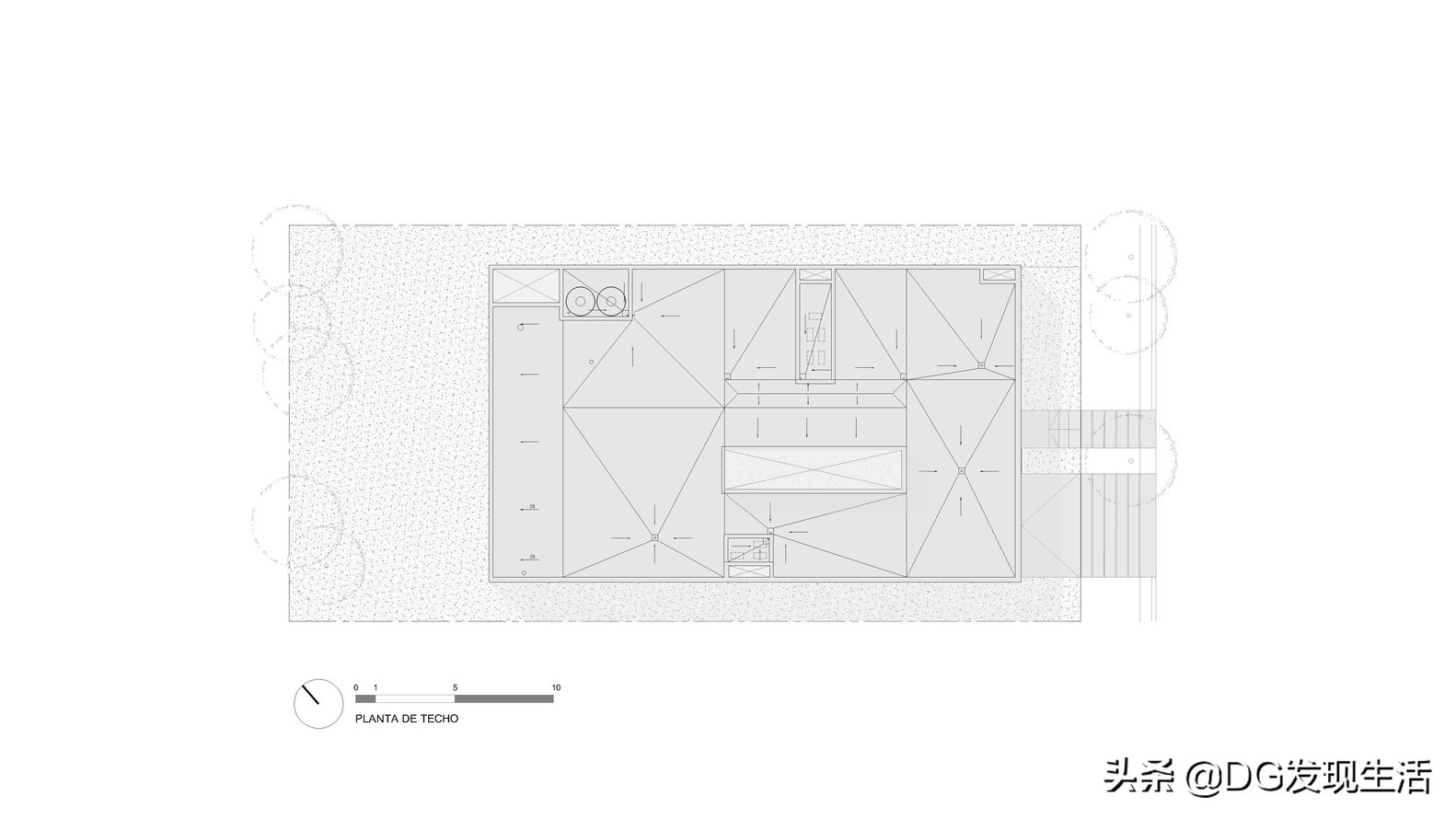 230平米4室2厅现代轻奢装修,105平现代简约之家