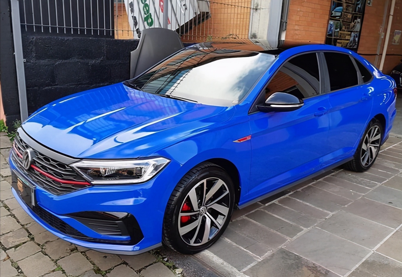 最新款本田思域和大众速腾对比,本田思域1.5t和速腾1.5哪个更好