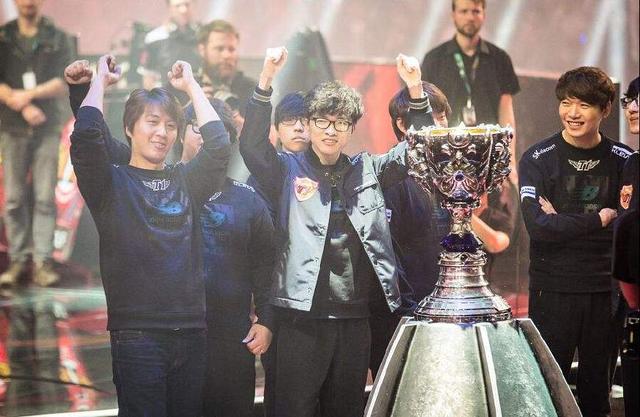 英雄联盟s5全球总决赛决赛视频,2022英雄联盟全球总决赛结束采访