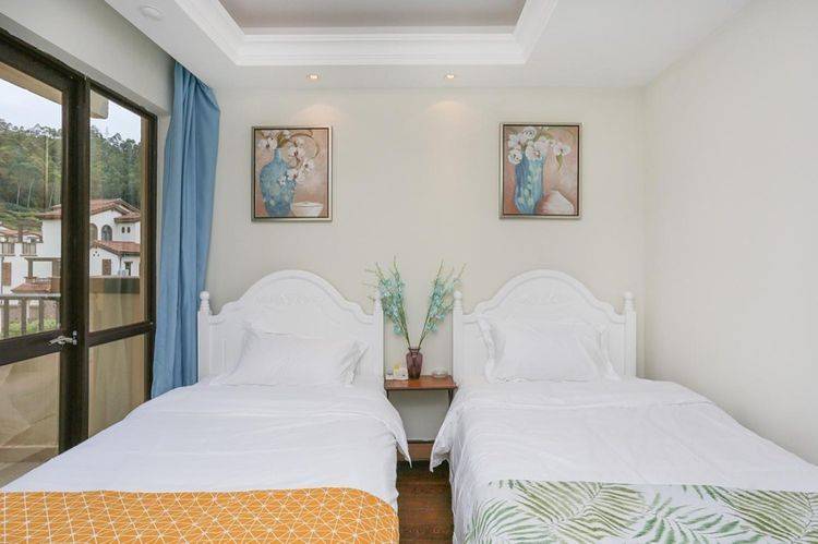 南昆山下“世外桃源”广东“避霾圣地”6房别墅,泡温泉,唱K烧烤