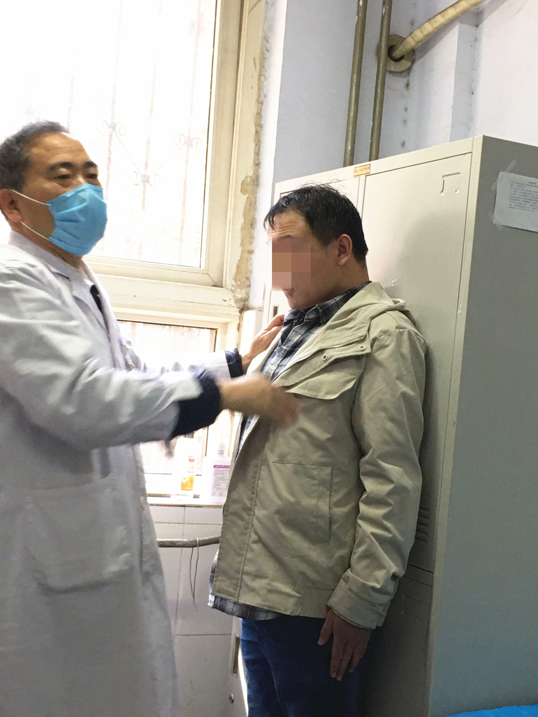 老人颈椎生理反弓最佳治疗,40岁的人颈椎轻度反弓可以矫正吗