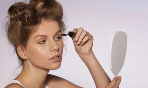 睫毛膏怎么卸掉最快最干净,睫毛膏怎么卸干净