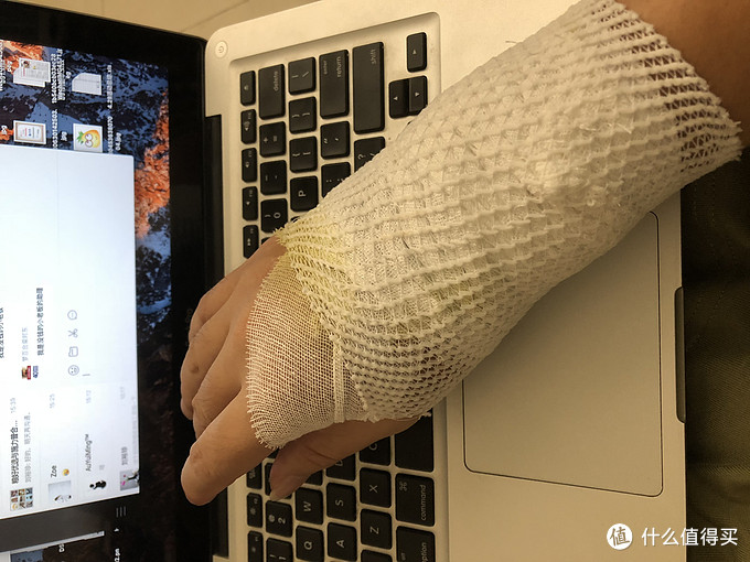 垂直鼠标测评推荐,多彩m618mini和m618db哪个好