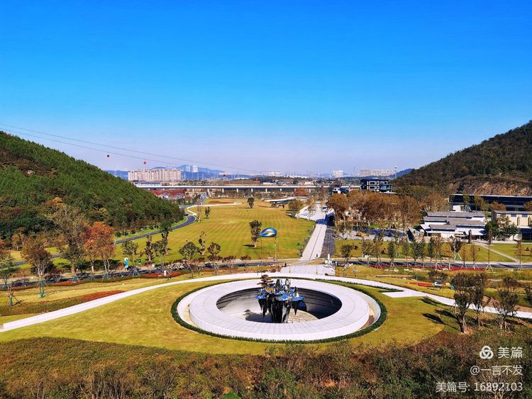 秋之旅免费完整版,秋之旅风景图片