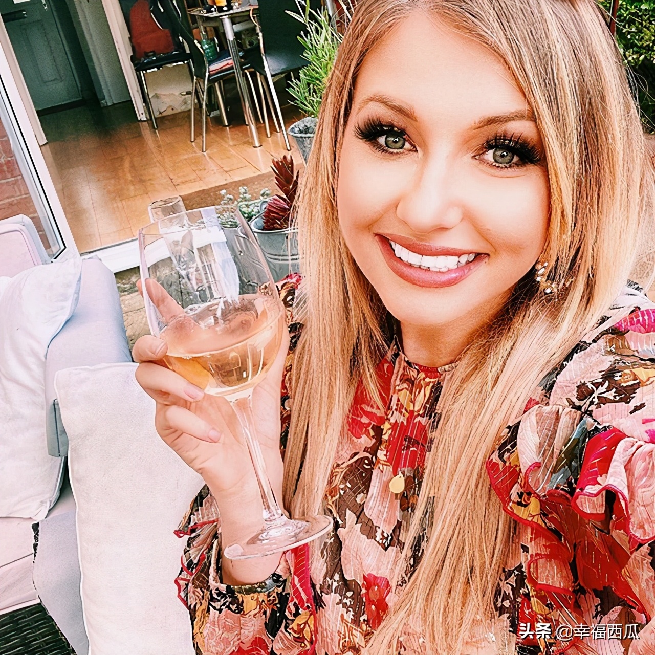 艾米·哈特反馈粉丝质疑脸整容