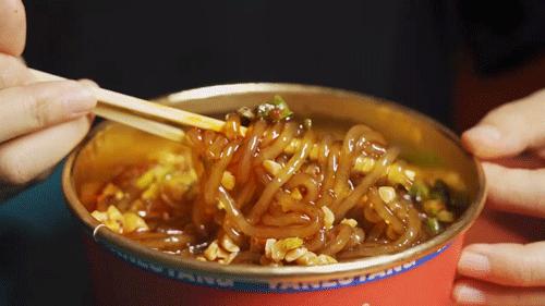 「卤林少堂主」2岁生日“虎”出新招，新品5元吃