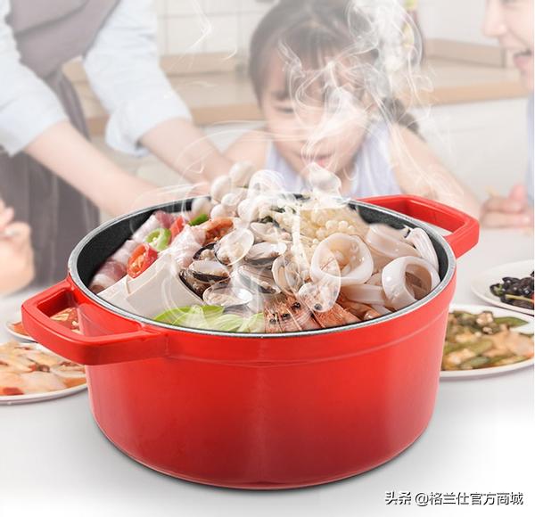 不同种类的锅各有“脾性”，日常烹饪，你用对了吗？