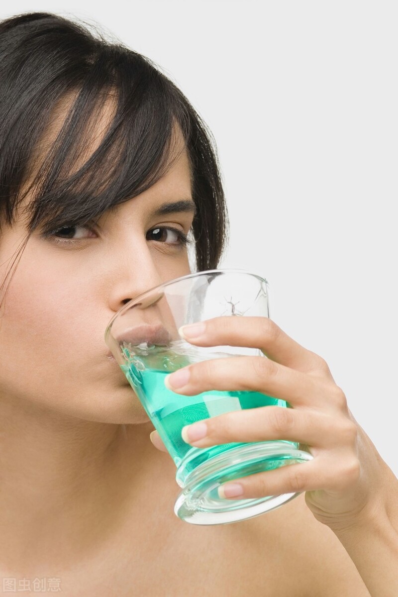 戴了牙套每天清洁牙齿小知识,牙套期间为什么要保持口腔卫生