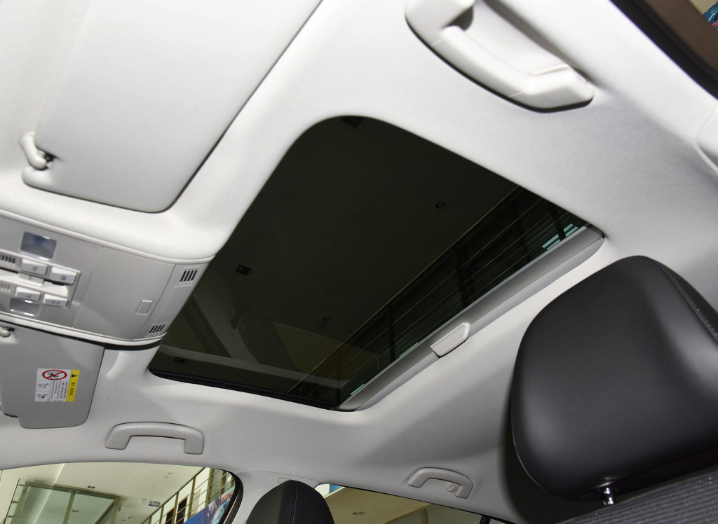 小猫购买推荐,19款高尔夫280tsi豪华评测