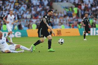 “世界足球先生”梅西,连房子的设计都体现着对足球的深沉热爱。