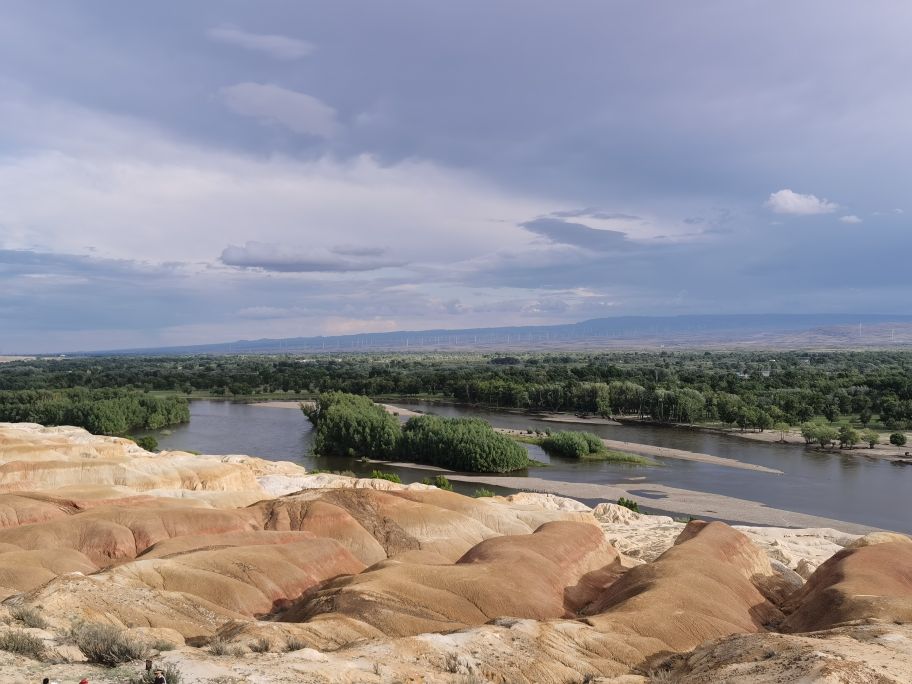 布尔津至富蕴大巴,去布尔津沿途风景随拍