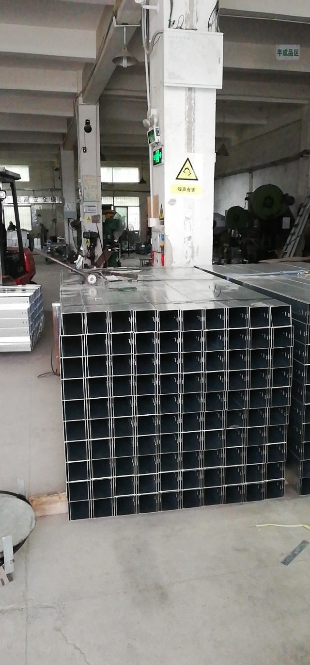 深圳槽式电缆桥架厂家电话,深圳电缆桥架厂家电话多少