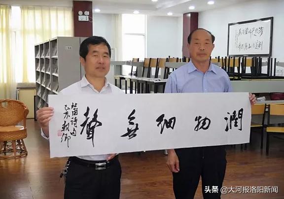 洛阳市小学生书法大赛,篆刻名家走进校园活动现场