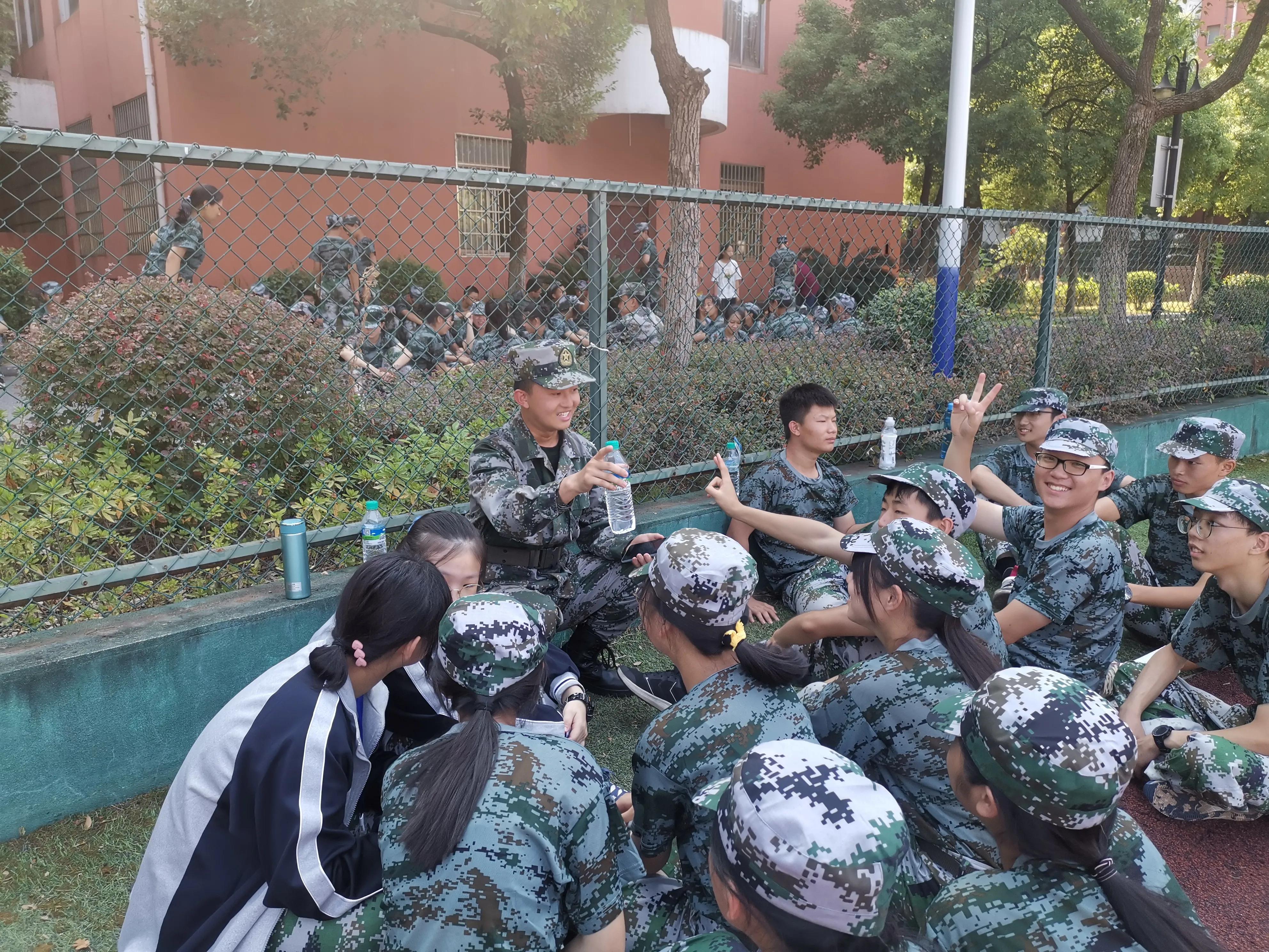 军训分列式日记,红五连战士的感悟