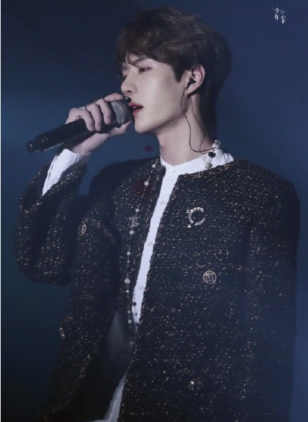 男明星有多少个王一博,明星们眼中的王一博