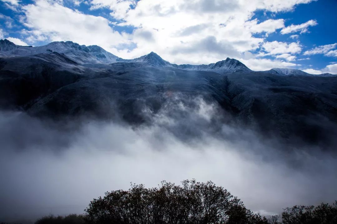 情歌故乡，格萨尔王故里，不去*藏西**就去梦中的香巴拉