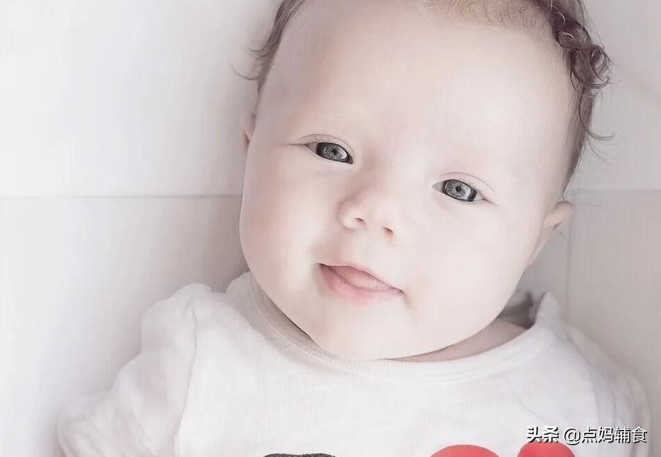 小孩突然不爱吃饭精神状态好,宝宝突然不爱吃饭没精神怎么回事