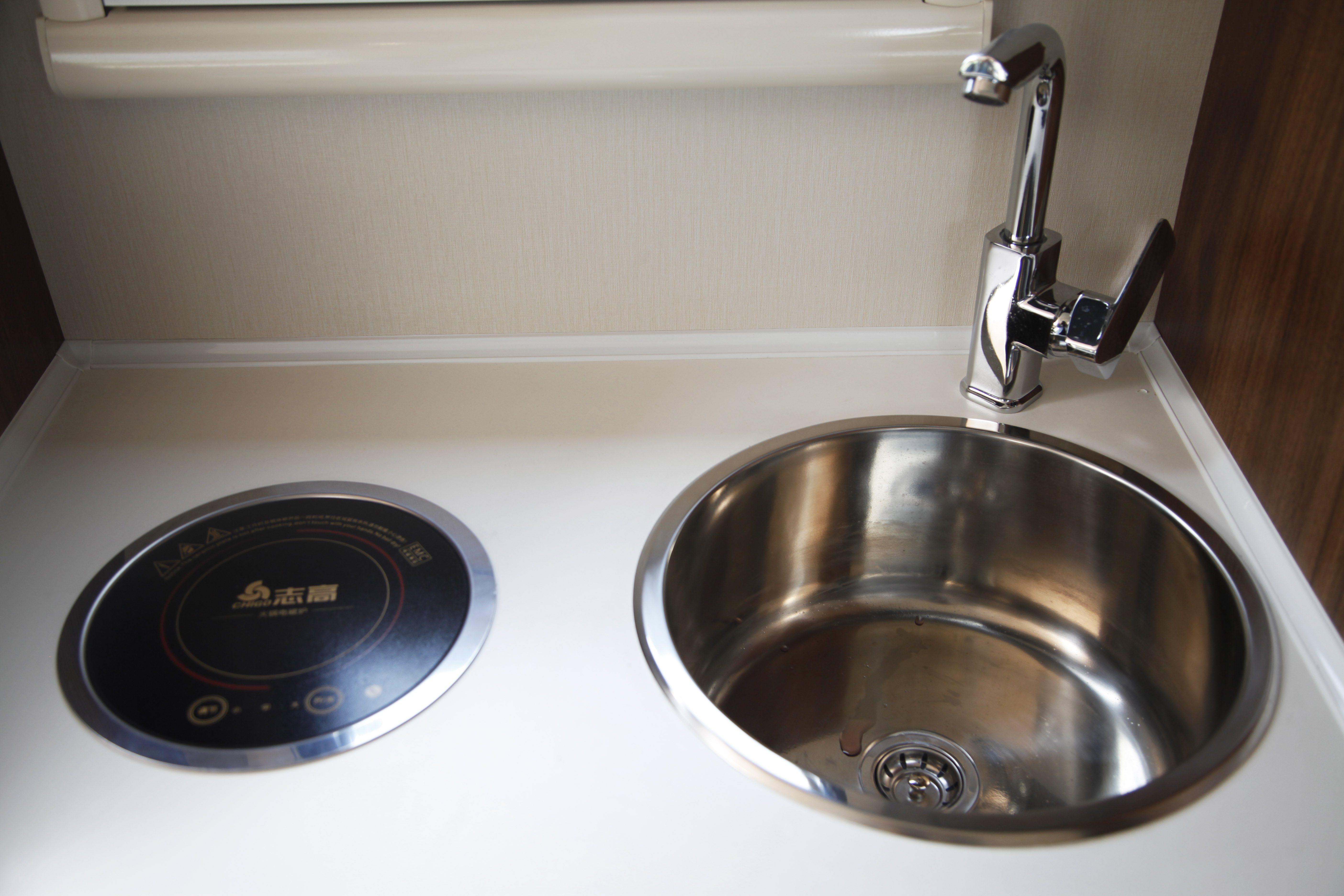 大顶C型限量发售，配置给力，舒适超大空间竟然还有子母床？