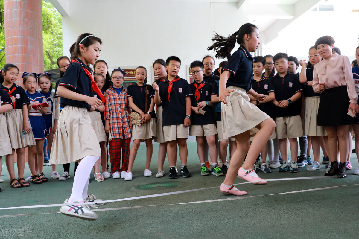 如何引导孩子玩网游,怎样让孩子远离游戏好好学习