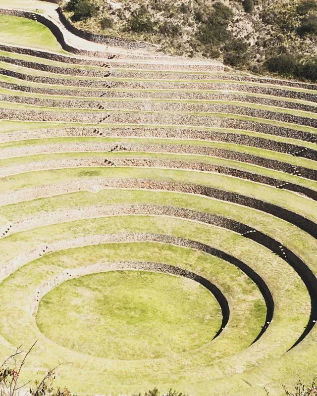 长相像外国人的汉族人,长相酷似中国人的印第安人