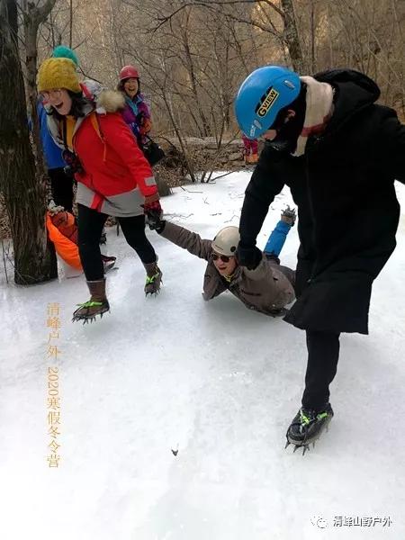 适合小学生寒假去的冬令营,冬天儿童冰雪游学