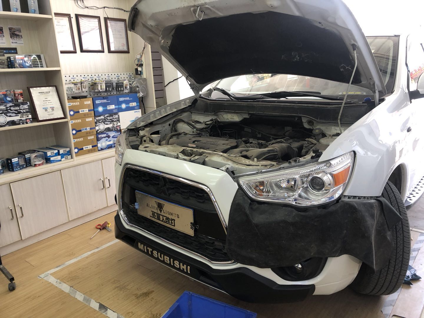 武汉外星人灯,武汉外星人改灯怎么样