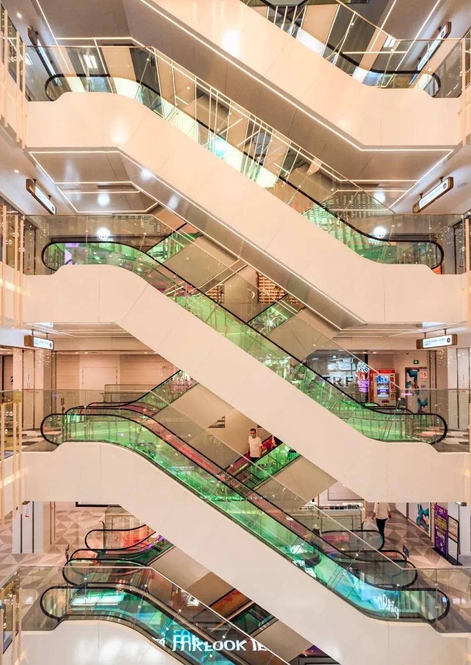 武汉如火如荼的夜生活,武汉夜晚生活记