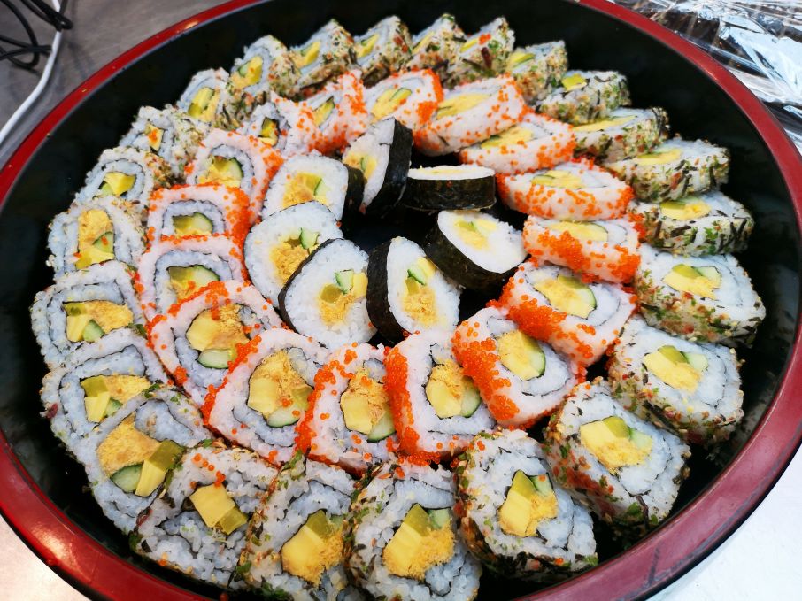 成都海鲜自助餐499元一个,成都生蚝吃到饱自助餐