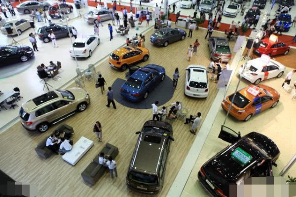 全款买车不在4s店可以买商业险吗,全款买车不在4s店上牌会怎样