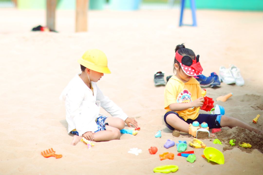 漫游世界后，80后辣妈在海边打造梦幻乌托邦，妆点绚烂人生