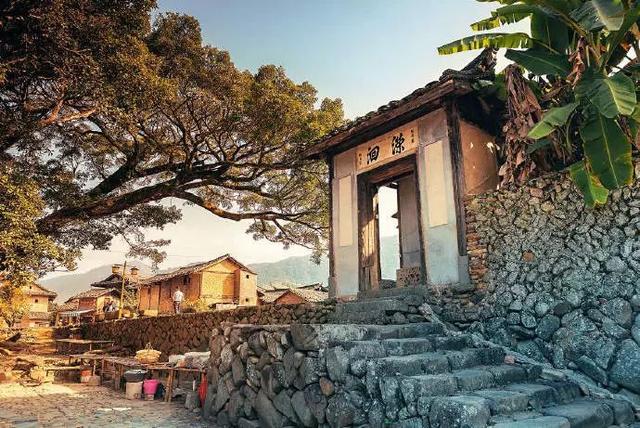 “青青河畔草,绵绵思远道”,为什么诗人会说家书能抵万金?