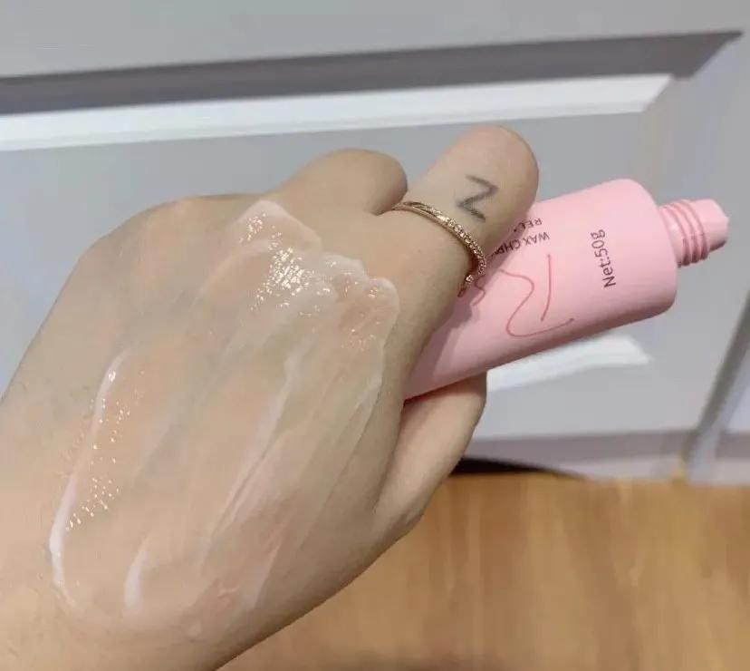 凡士林和什么可以防皱,凡士林保湿急救法