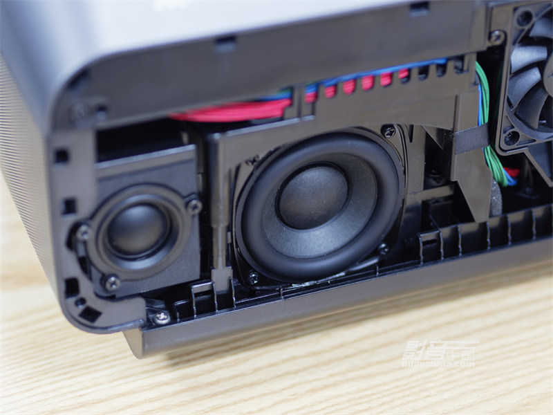 ViewSonic（优派）TX5000K：客厅百寸大屏市场的有力竞争者，拥有抢眼色彩的LED超短焦投影新贵