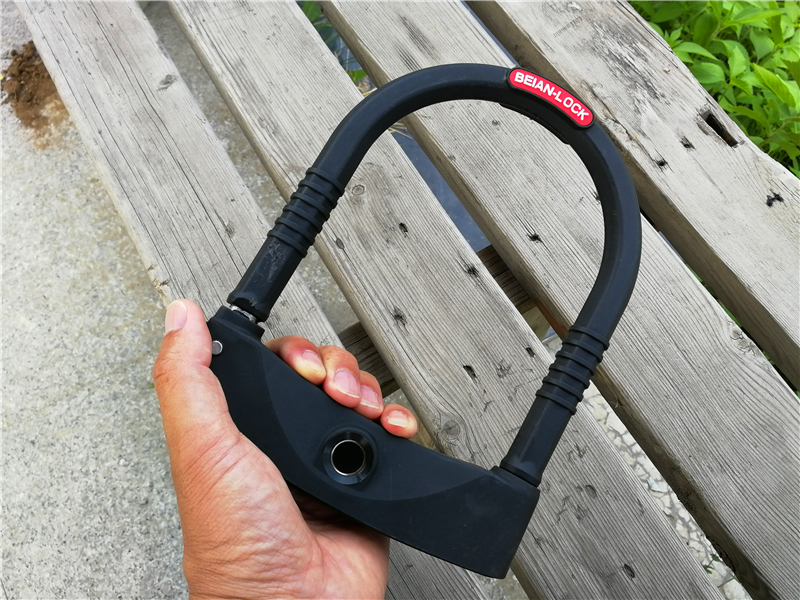 u型智能锁抗暴力测试,智能锁安全测评