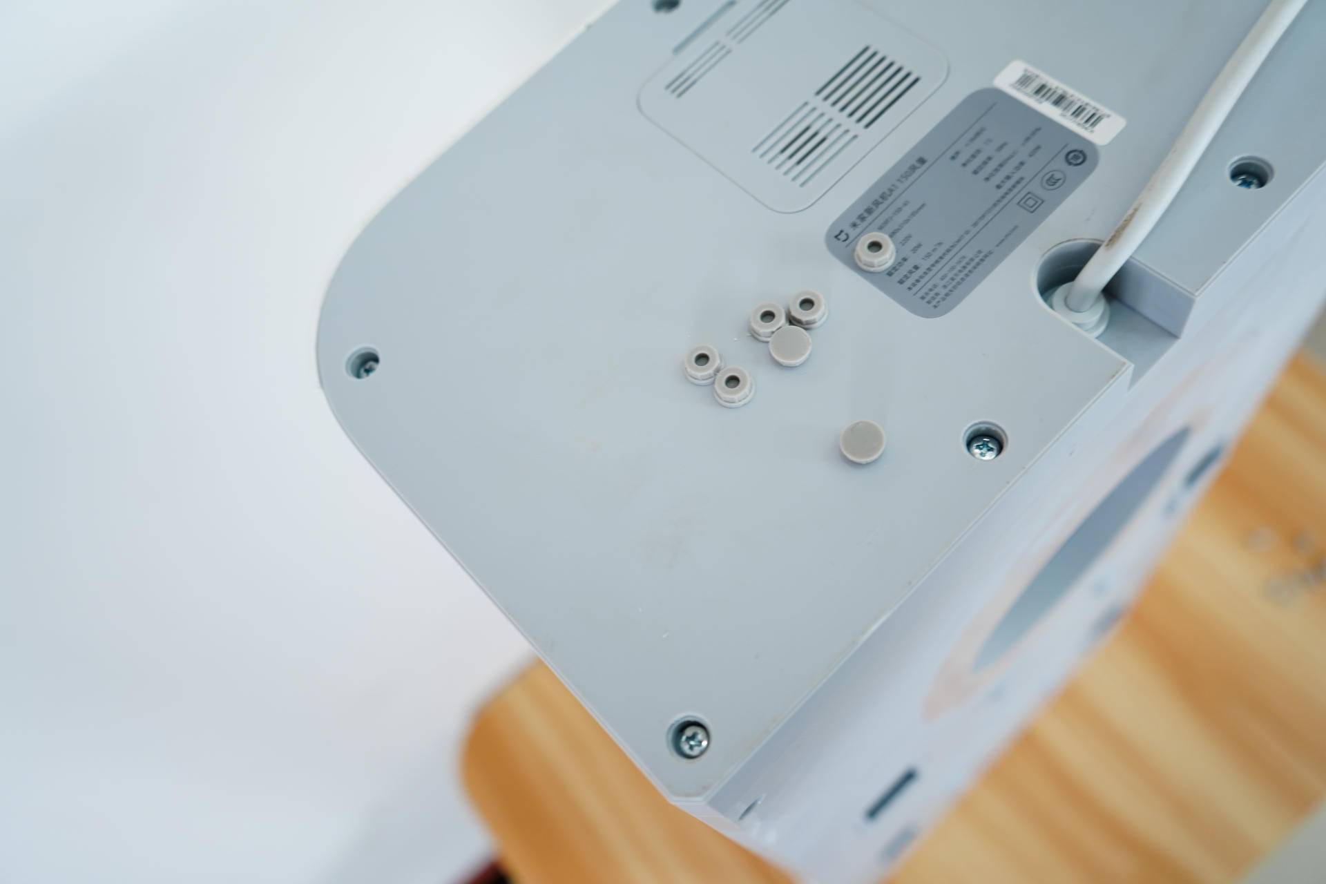 细分产品线还是市场需求——小米A1新风机,我们拆个透彻操作