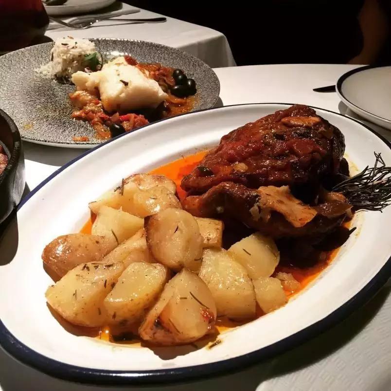 维吾尔族西班牙留学,维吾尔族西班牙