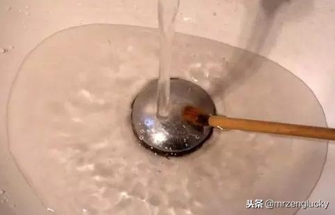 如何洗毛笔,用完毛笔怎么洗