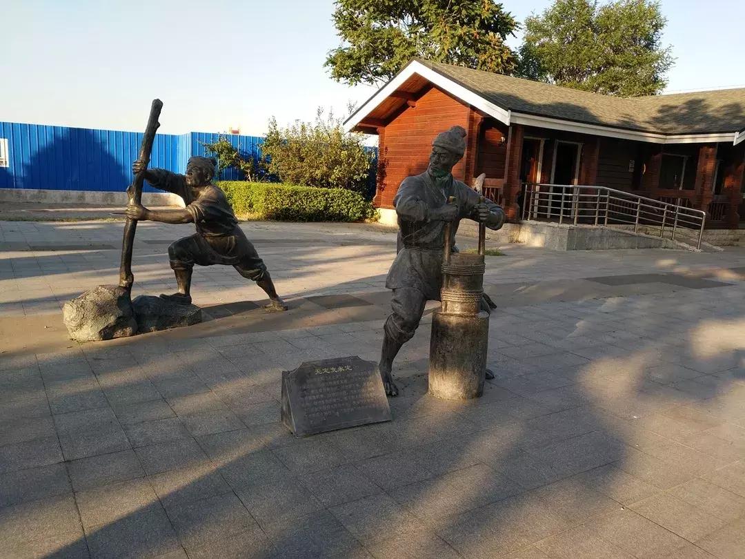 体验火车观光不用去火车站，来北京这个免费公园就可以！距市中心18公里，人少适合闲逛！