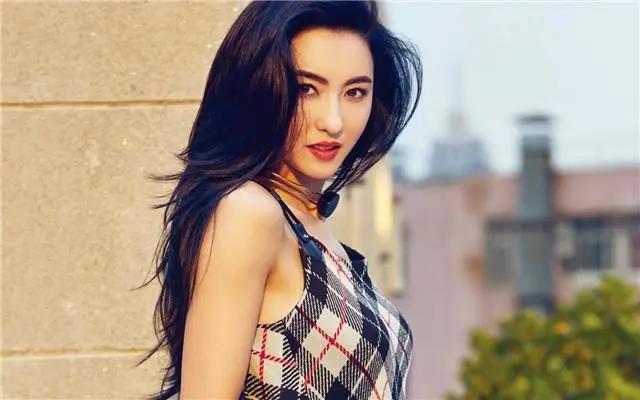 你要判断自己是什么脸,没有下颌线的脸怎么看脸型