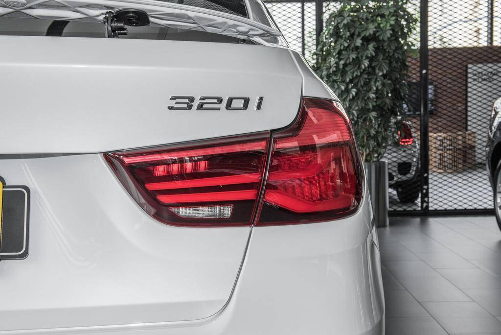 9万公里的宝马3系gt值得买吗,2018年的宝马3系gt能买吗