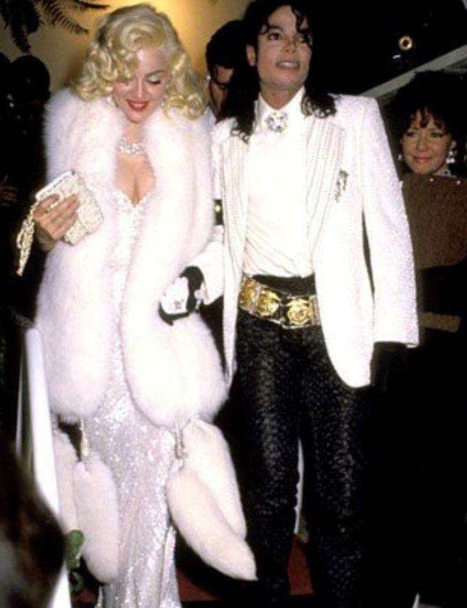 明星红毯那些奇葩礼服,盘点女明星的那些奇葩的衣服