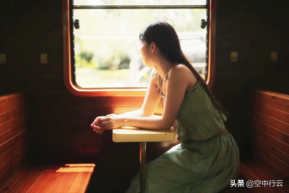 莫欺少年穷的人的视频,莫欺少年穷谁都落魄