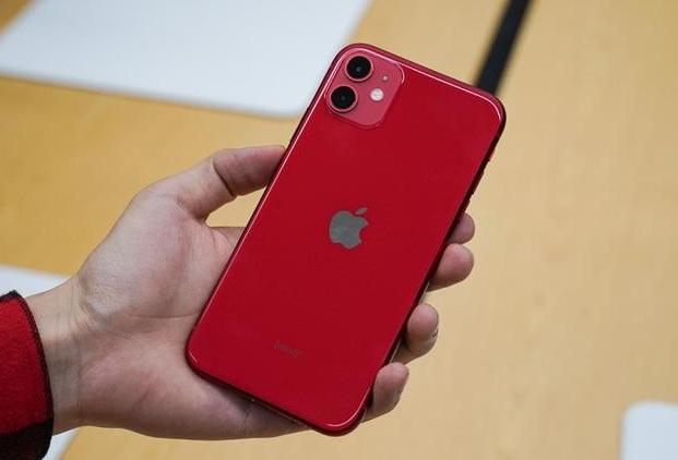 为什么有些人喜欢买iphone,为什么有很多人喜欢买苹果iphone
