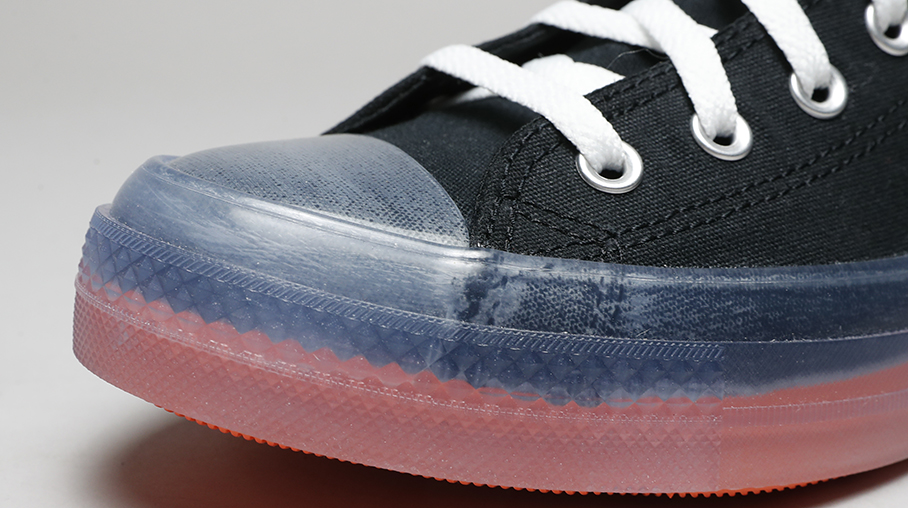 匡威银灰色高帮帆布鞋,脚感爆炸帆布鞋