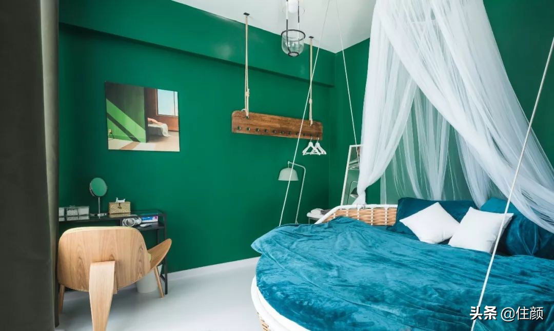 全屋贯穿10米滑梯，天台泡泡屋俯瞰CBD夜景，这个33楼的家够野